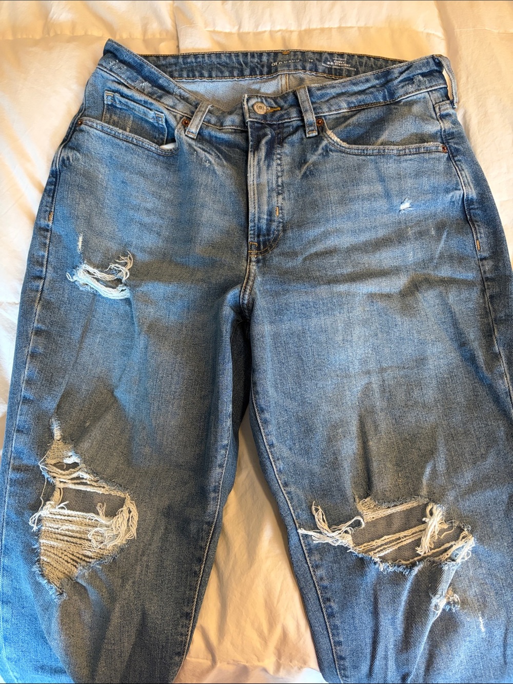 Old Navy Curvy OG Straight Distressed Jeans